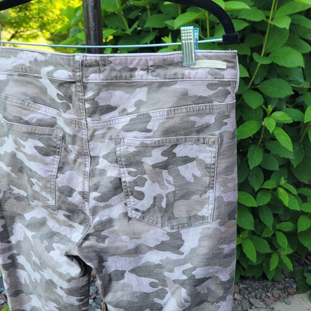 Pilcro & the Letterpress High Rise Skinny Velour Gray Camoflauge Jeggings sz 31 - Picture 4 of 9